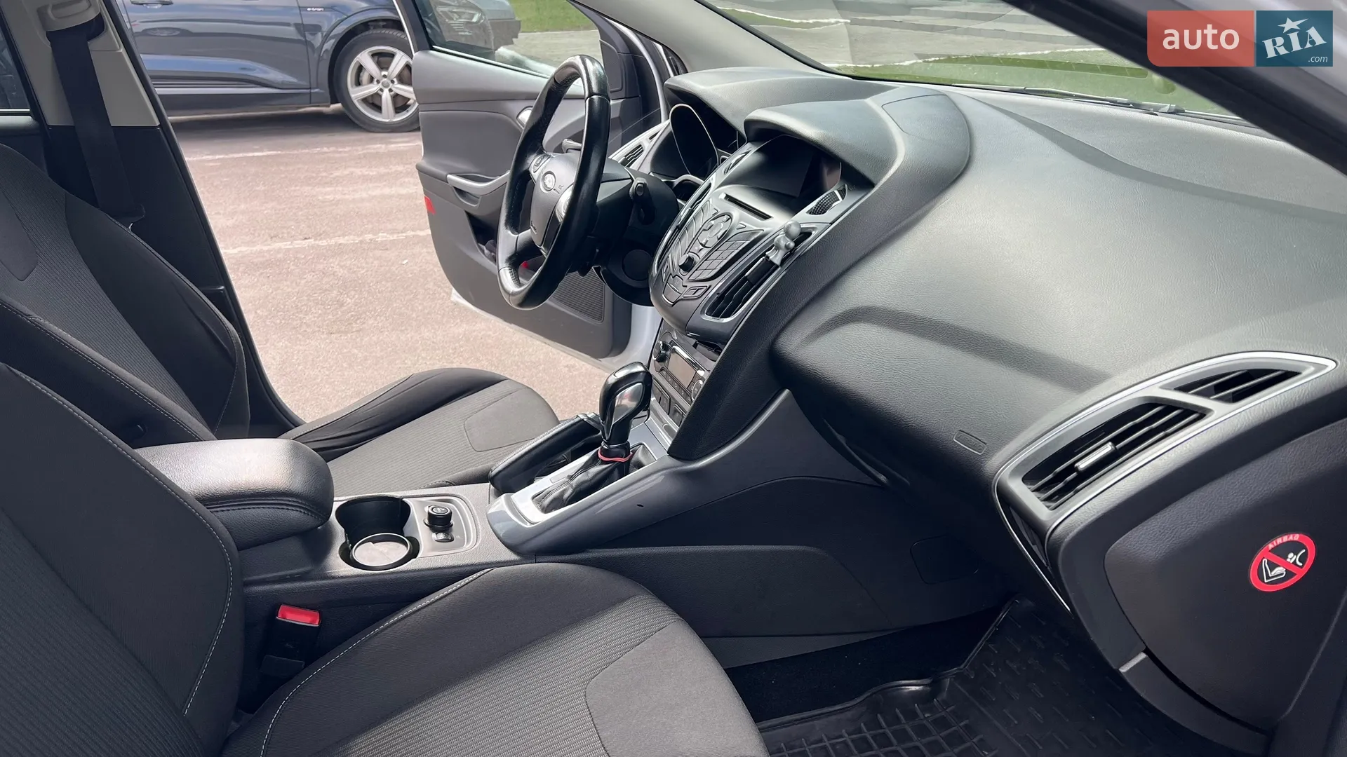 2012 Ford Focus - мініатюра 16