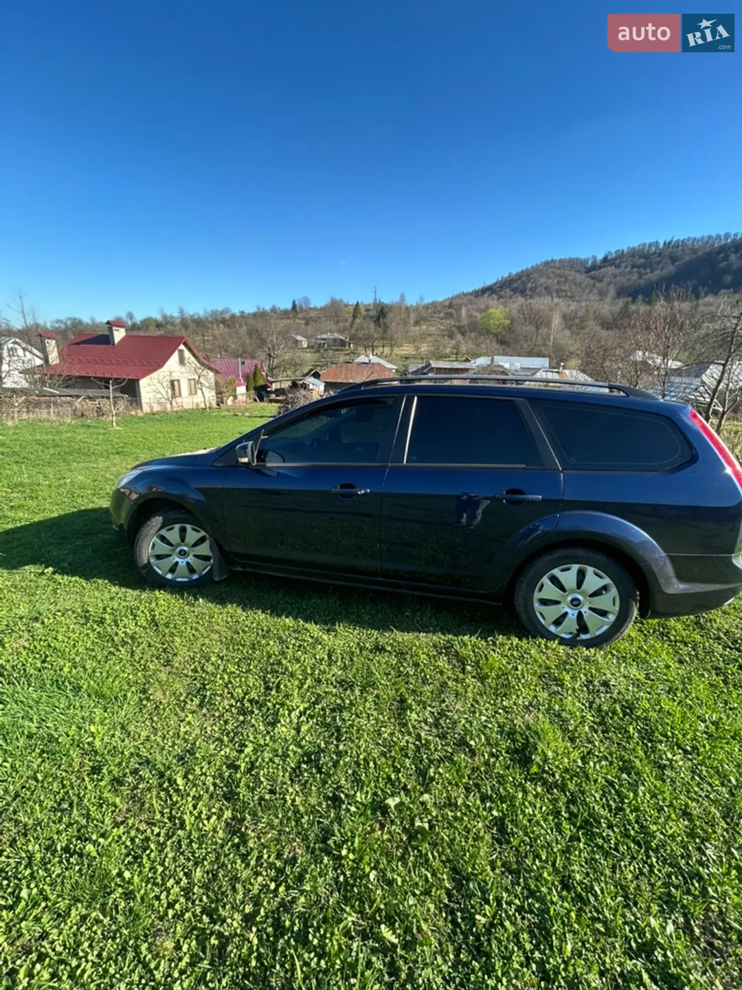 2010 Ford Focus - мініатюра 7