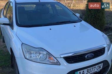 Хэтчбек Ford Focus 2010 в Киеве