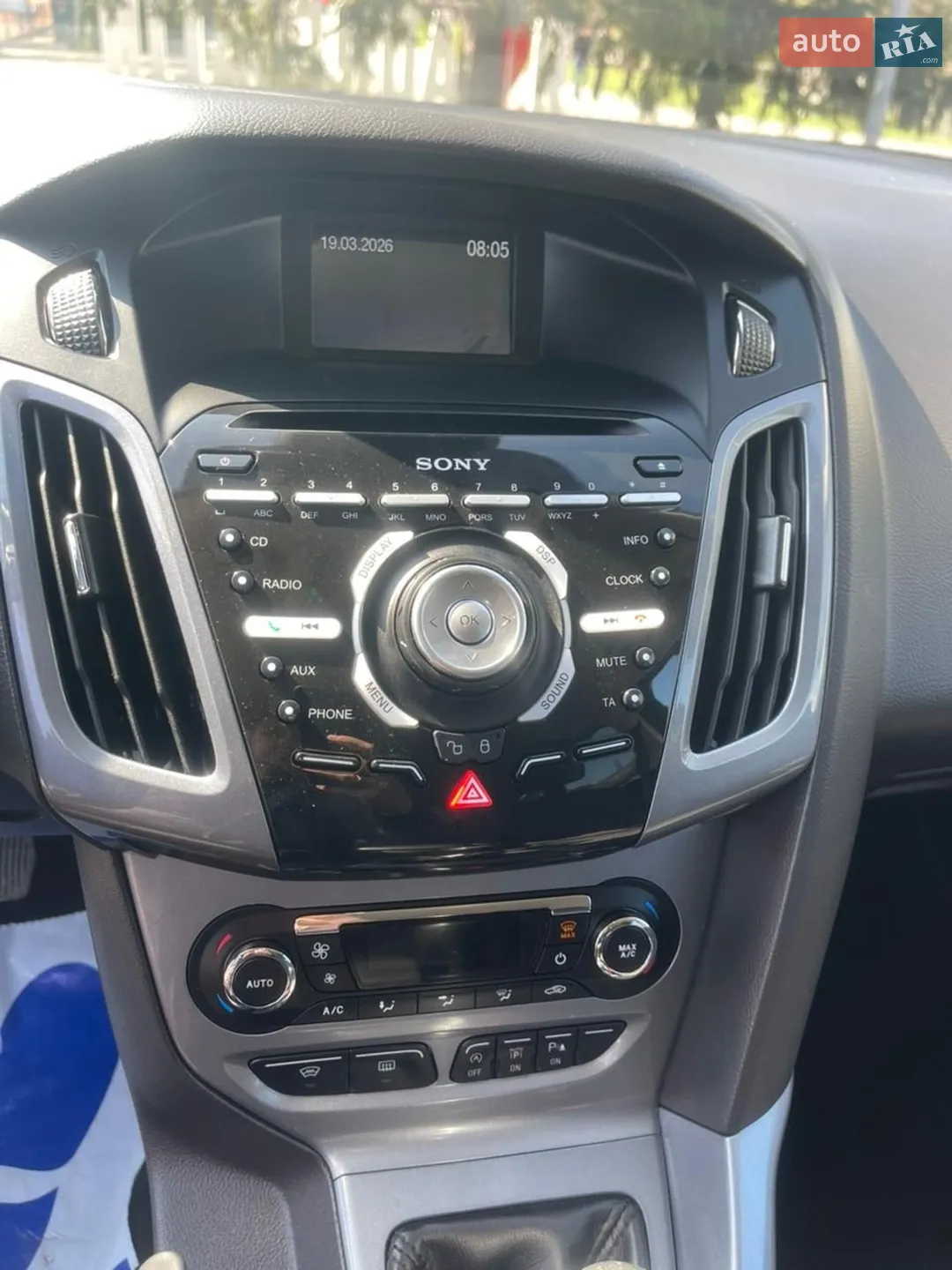 2010 Ford Focus - мініатюра 17