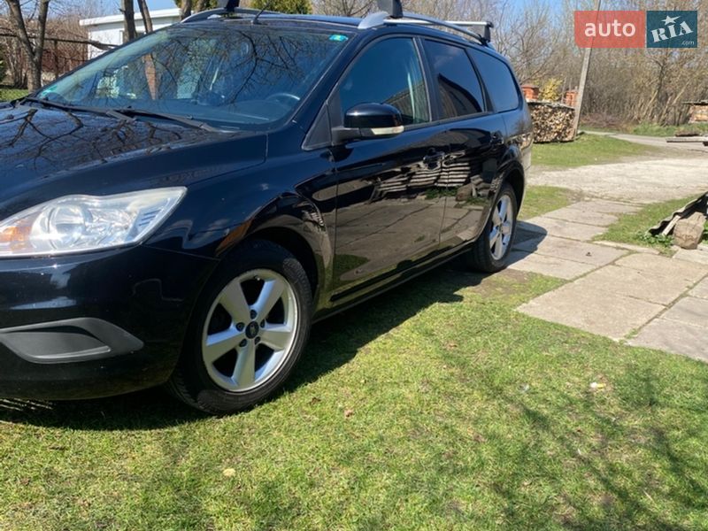 Універсал Ford Focus 2010 в Старому Самборі фото 3 Універсал Ford Focus 2010 в Старому Самборі