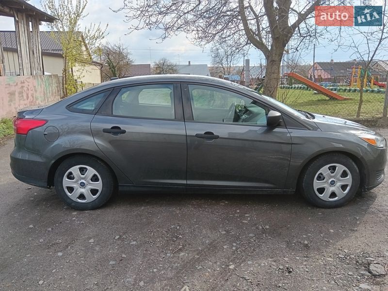 Седан Ford Focus 2017 в Львові