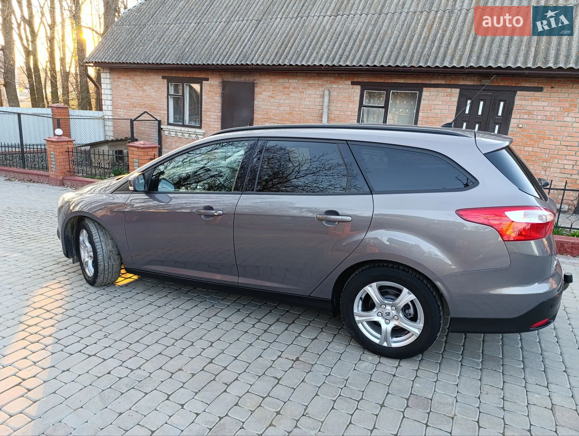 2011 Ford Focus - мініатюра 9
