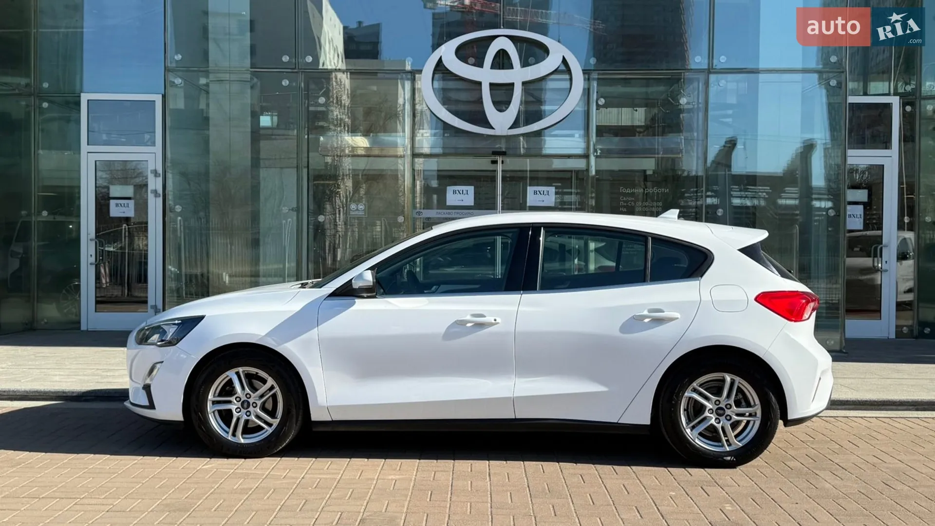 2020 Ford Focus - мініатюра 3