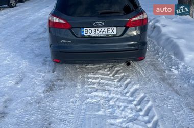 Універсал Ford Focus 2014 в Волочиську