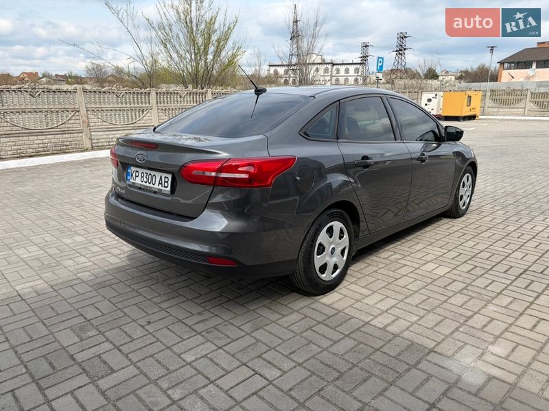 Седан Ford Focus 2016 в Запорожье