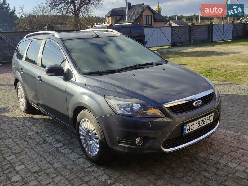 Ford Focus 2010 Ford Focus 2010