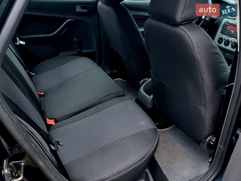 Седан Ford Focus 2007 в Дніпрі фото 13 Седан Ford Focus 2007 в Дніпрі