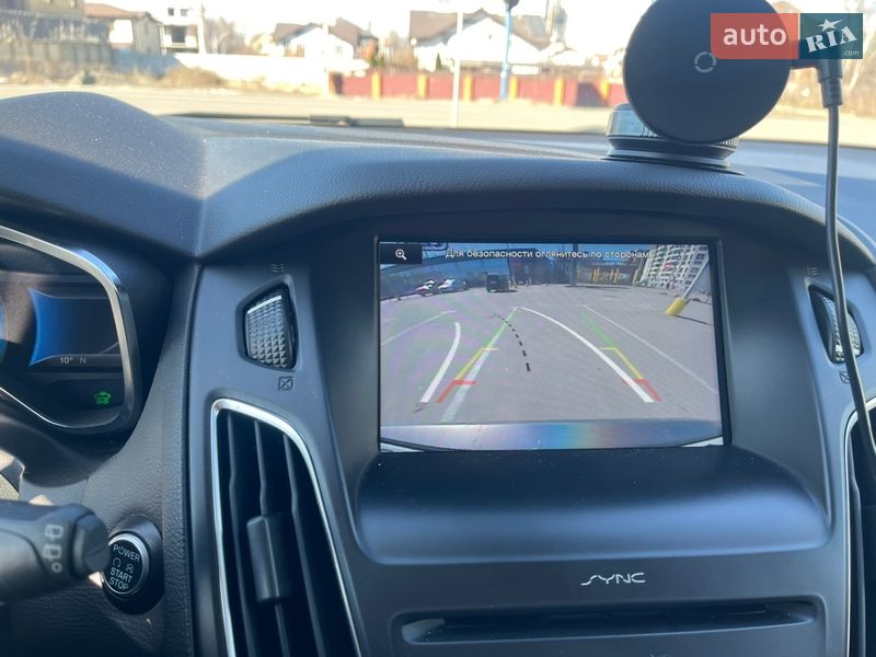 Хэтчбек Ford Focus 2016 в Киеве