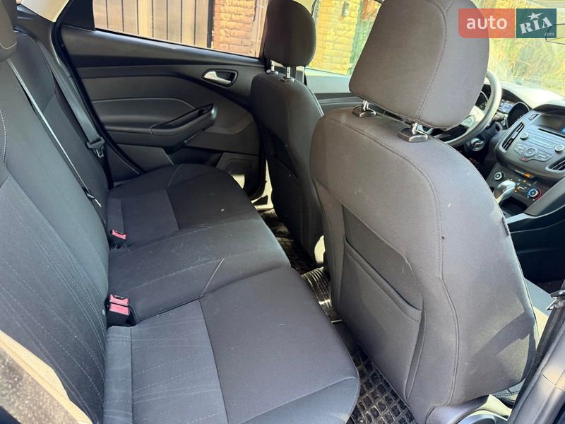 Хэтчбек Ford Focus 2015 в Киеве фото 21 Хэтчбек Ford Focus 2015 в Киеве