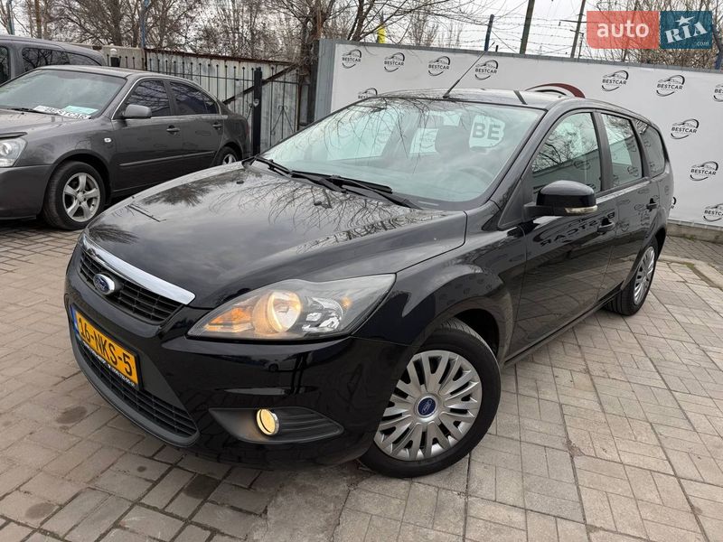 Ford Focus 2010 Ford Focus 2010