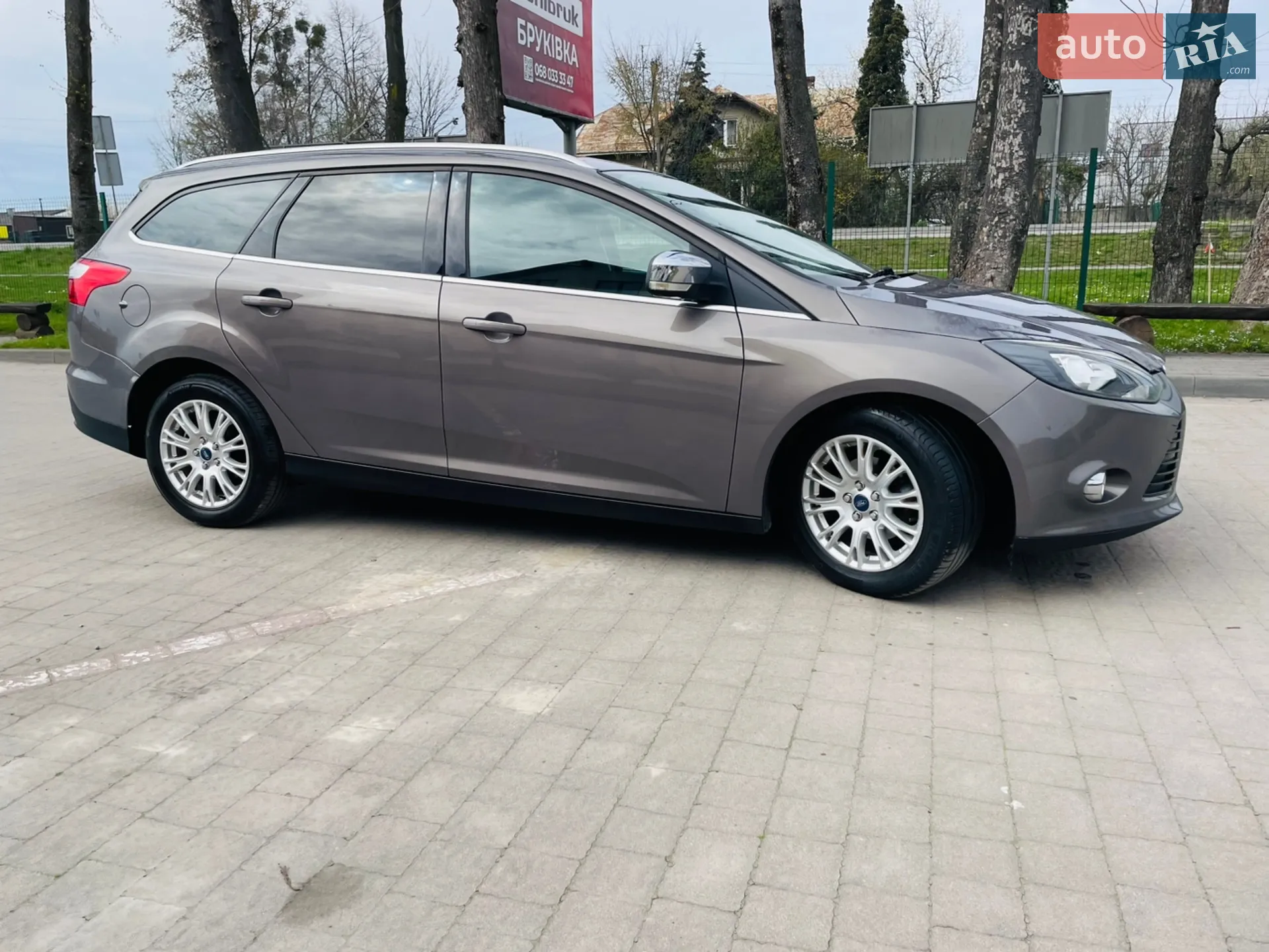 2011 Ford Focus - мініатюра 12