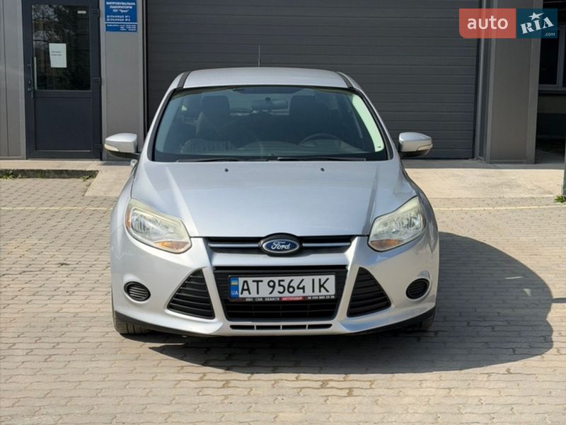 Хетчбек Ford Focus 2012 в Івано-Франківську