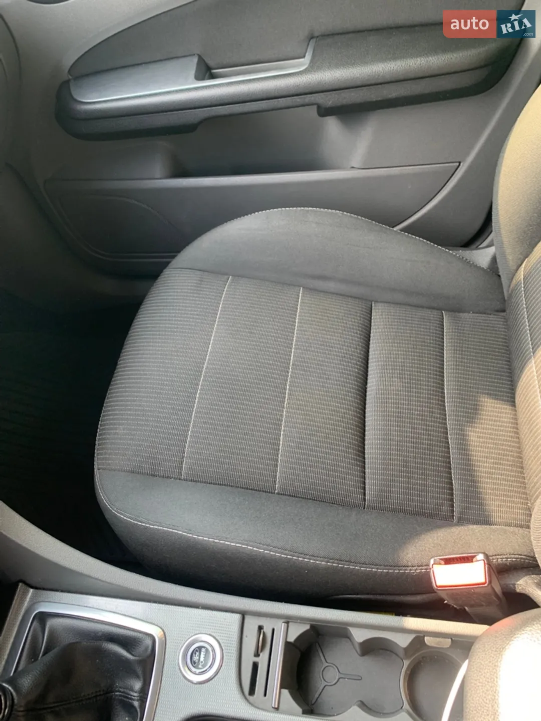 2010 Ford Focus - мініатюра 36