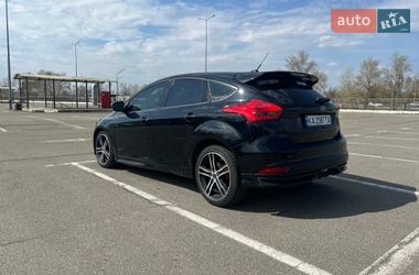 Хэтчбек Ford Focus 2016 в Киеве