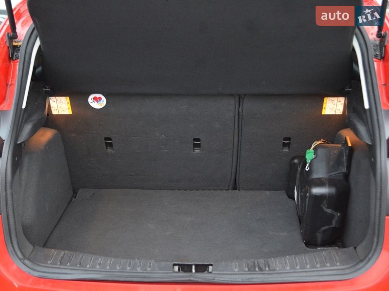 Хэтчбек Ford Focus 2014 в Киеве