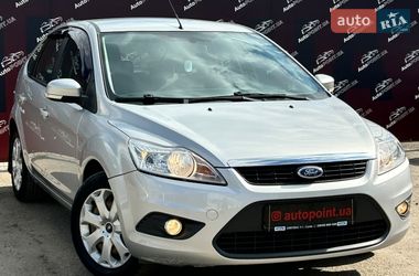 Хэтчбек Ford Focus 2010 в Сумах