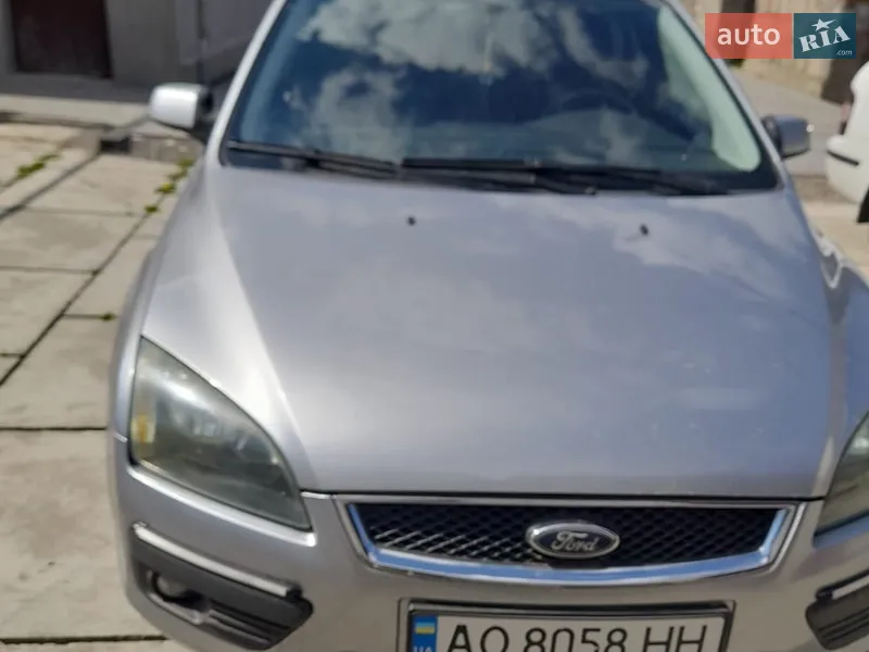 Ford Focus 2005 VIN WF05XXGCD55C49122 фото оголошення 12 з 48