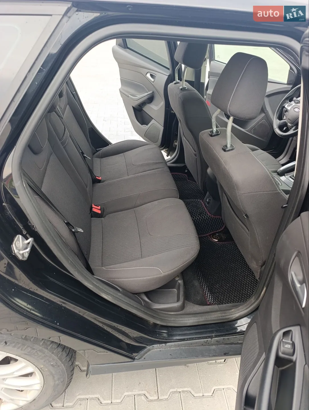 2011 Ford Focus - мініатюра 14