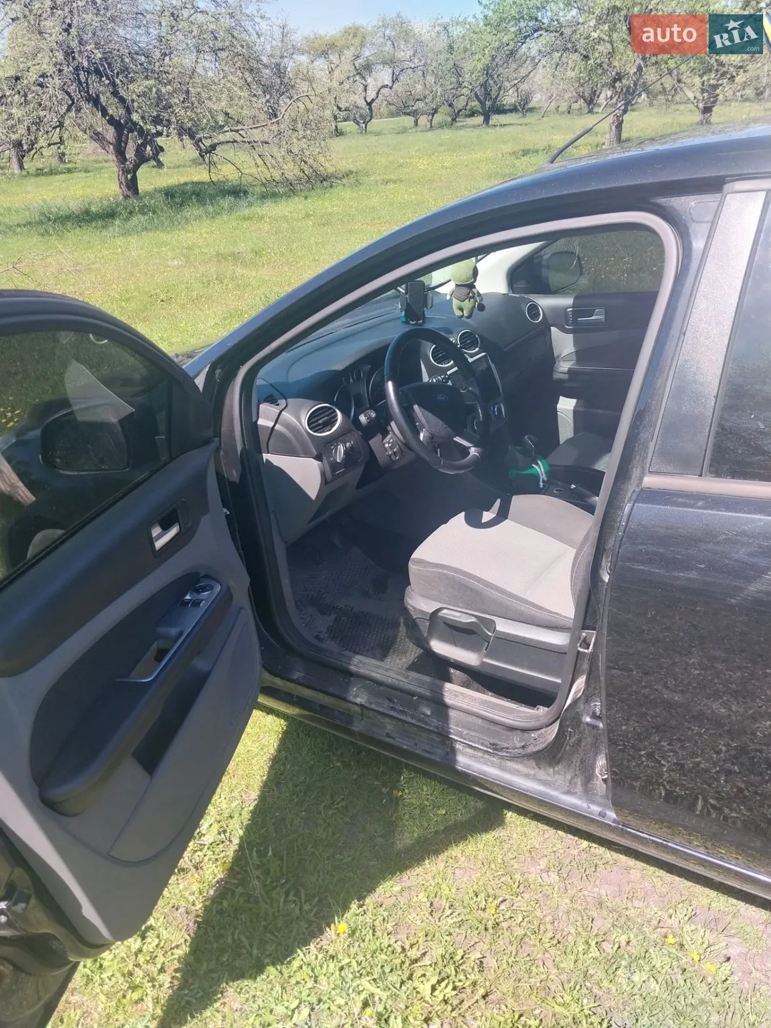 2010 Ford Focus - мініатюра 7