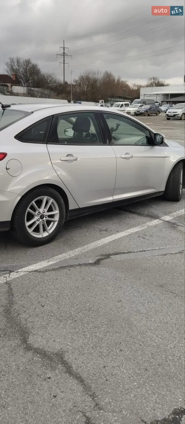 2017 Ford Focus - мініатюра 9