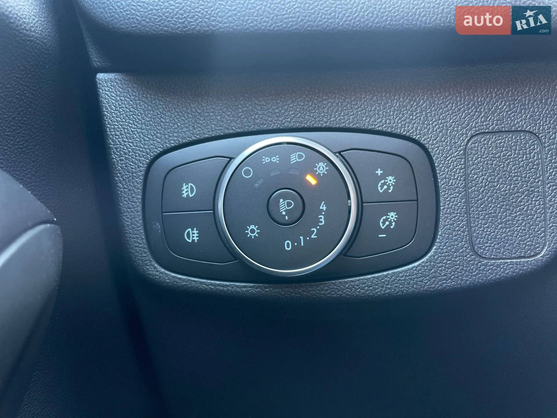 2021 Ford Focus - мініатюра 22