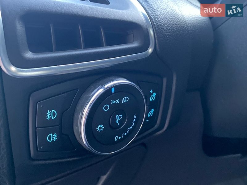 Седан Ford Focus 2013 в Чернігові