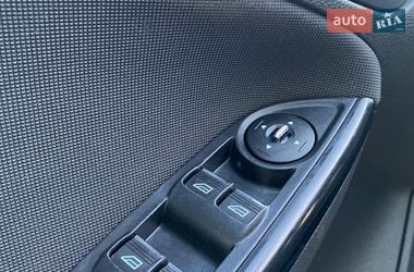 Седан Ford Focus 2013 в Чернігові