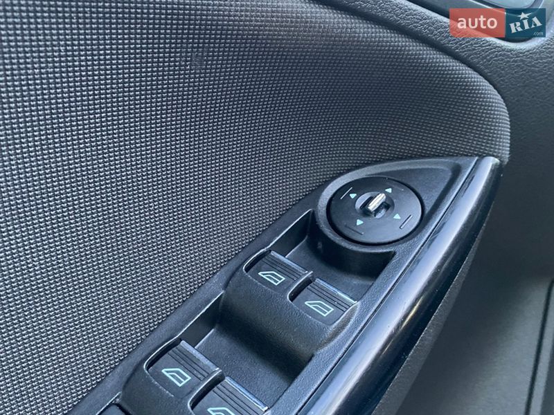 Седан Ford Focus 2013 в Чернігові