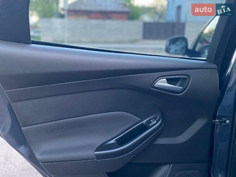 Седан Ford Focus 2013 в Чернігові