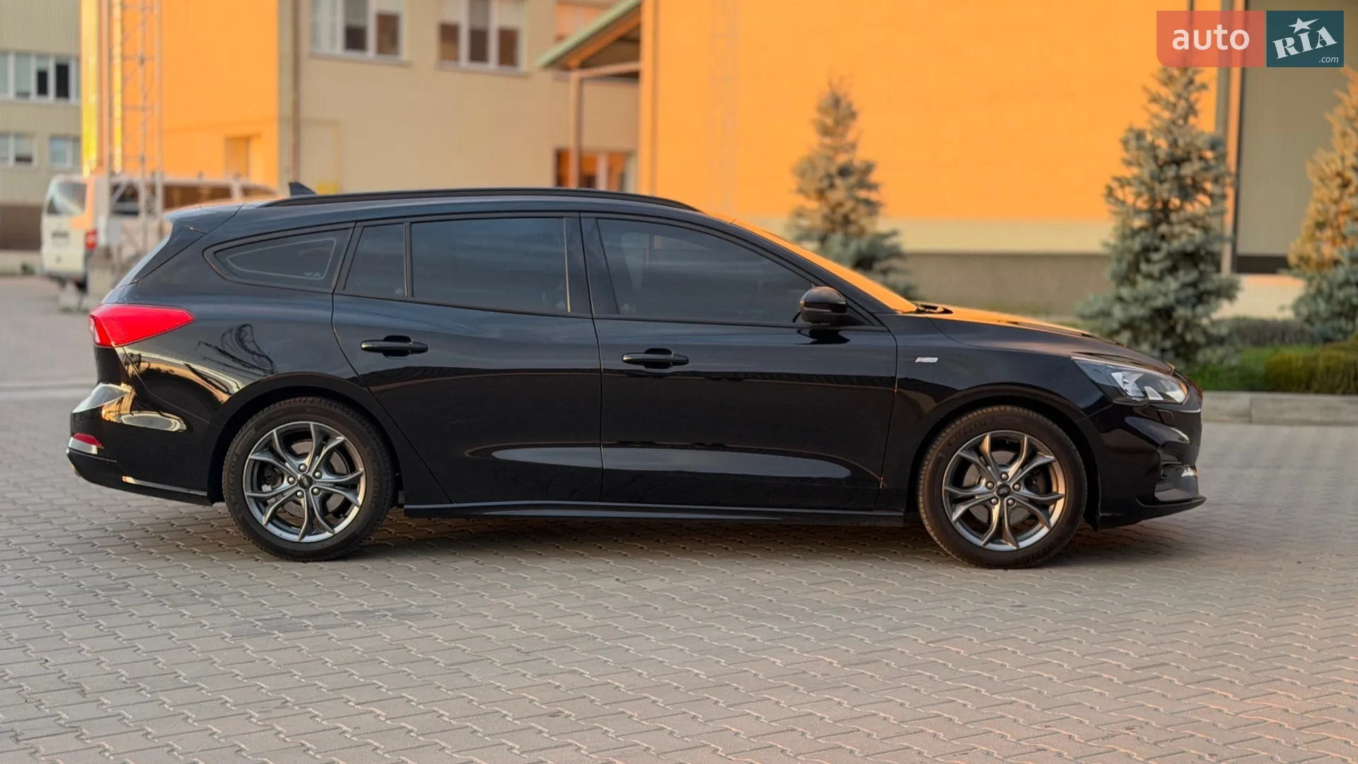 2020 Ford Focus - мініатюра 10