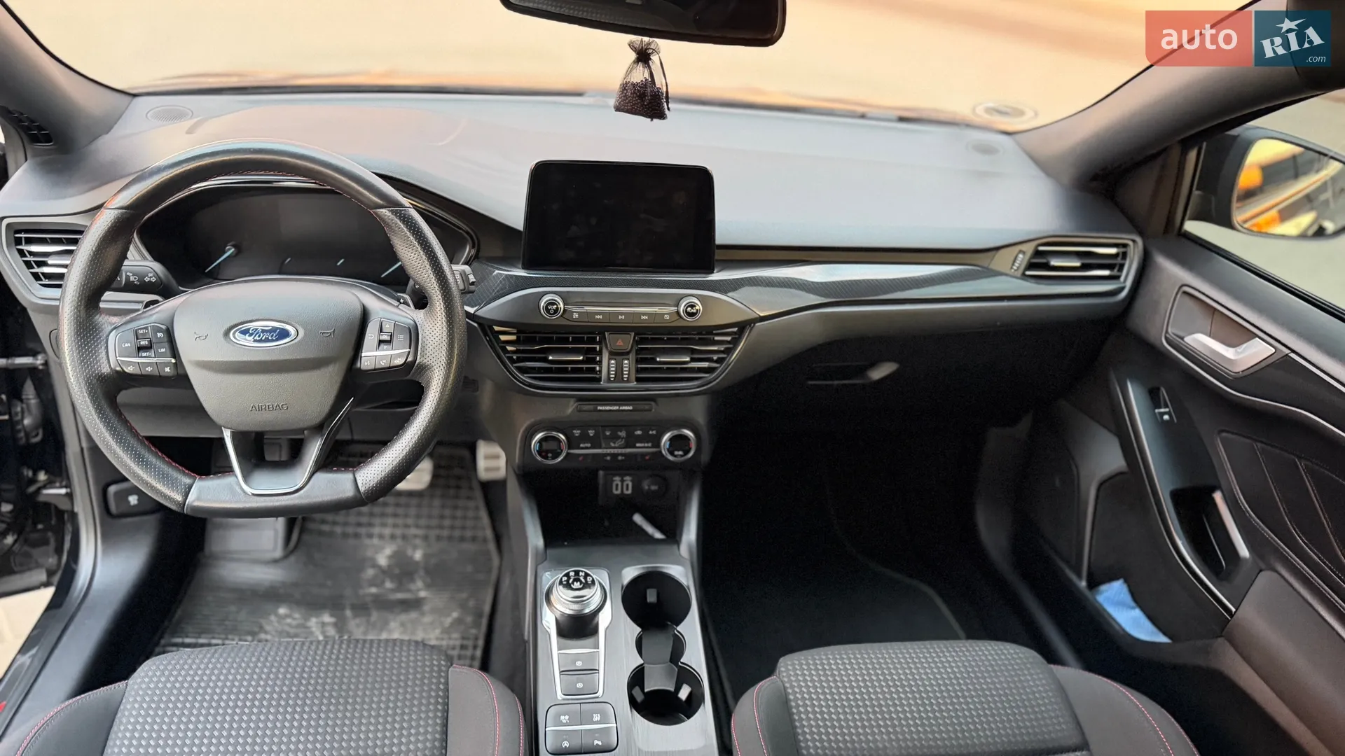 2020 Ford Focus - мініатюра 23