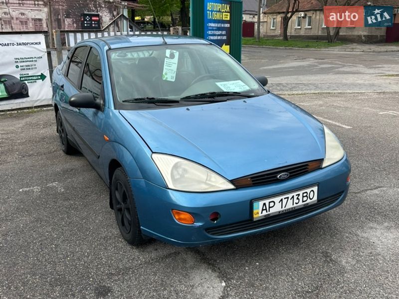 Ford Focus 2000
