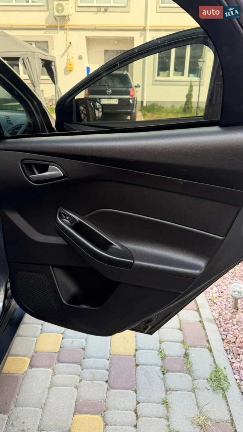 2015 Ford Focus - мініатюра 26