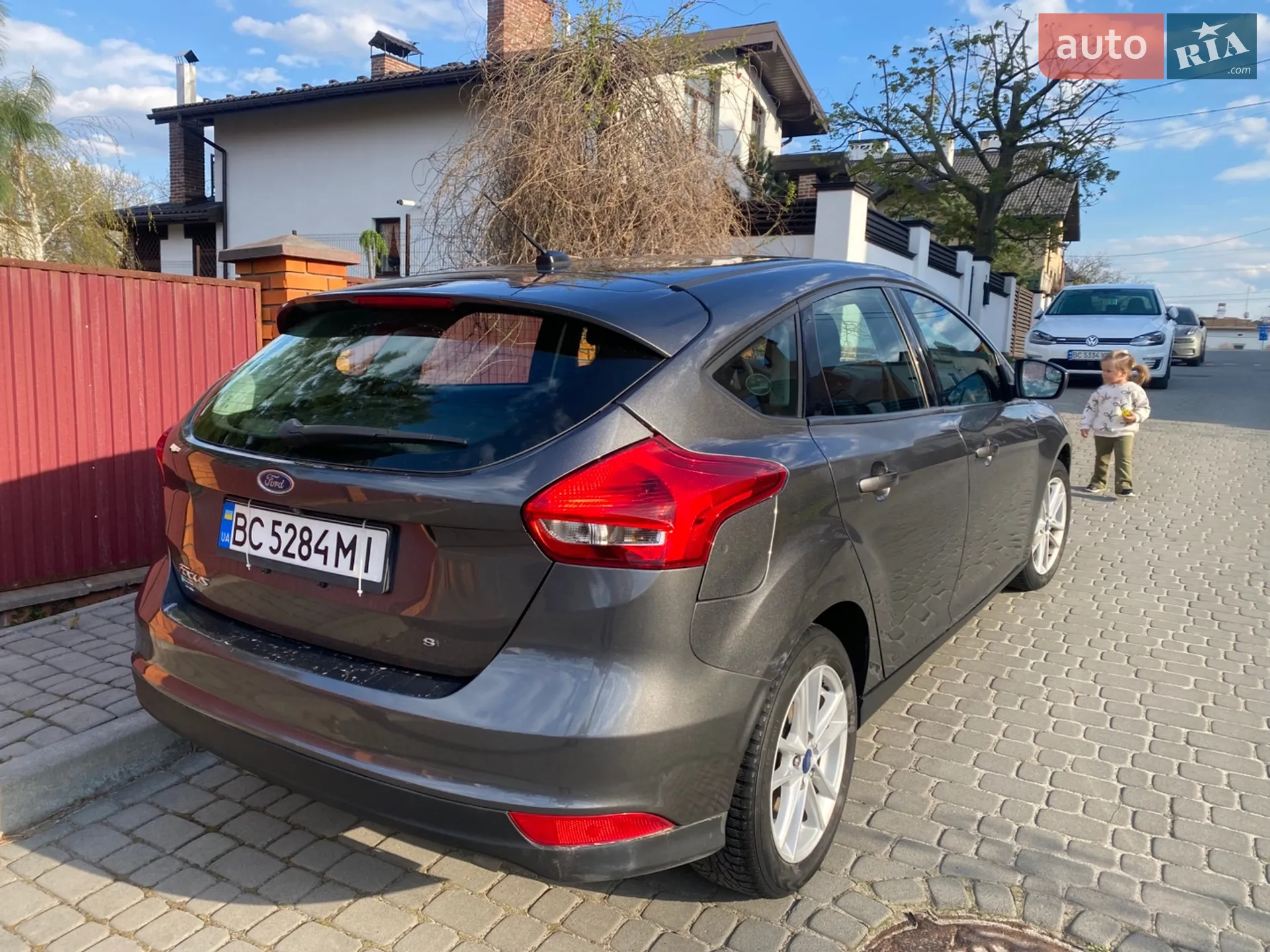 Ford Focus 2017 VIN 1FADP3K28JL206749 фото оголошення 2 з 13
