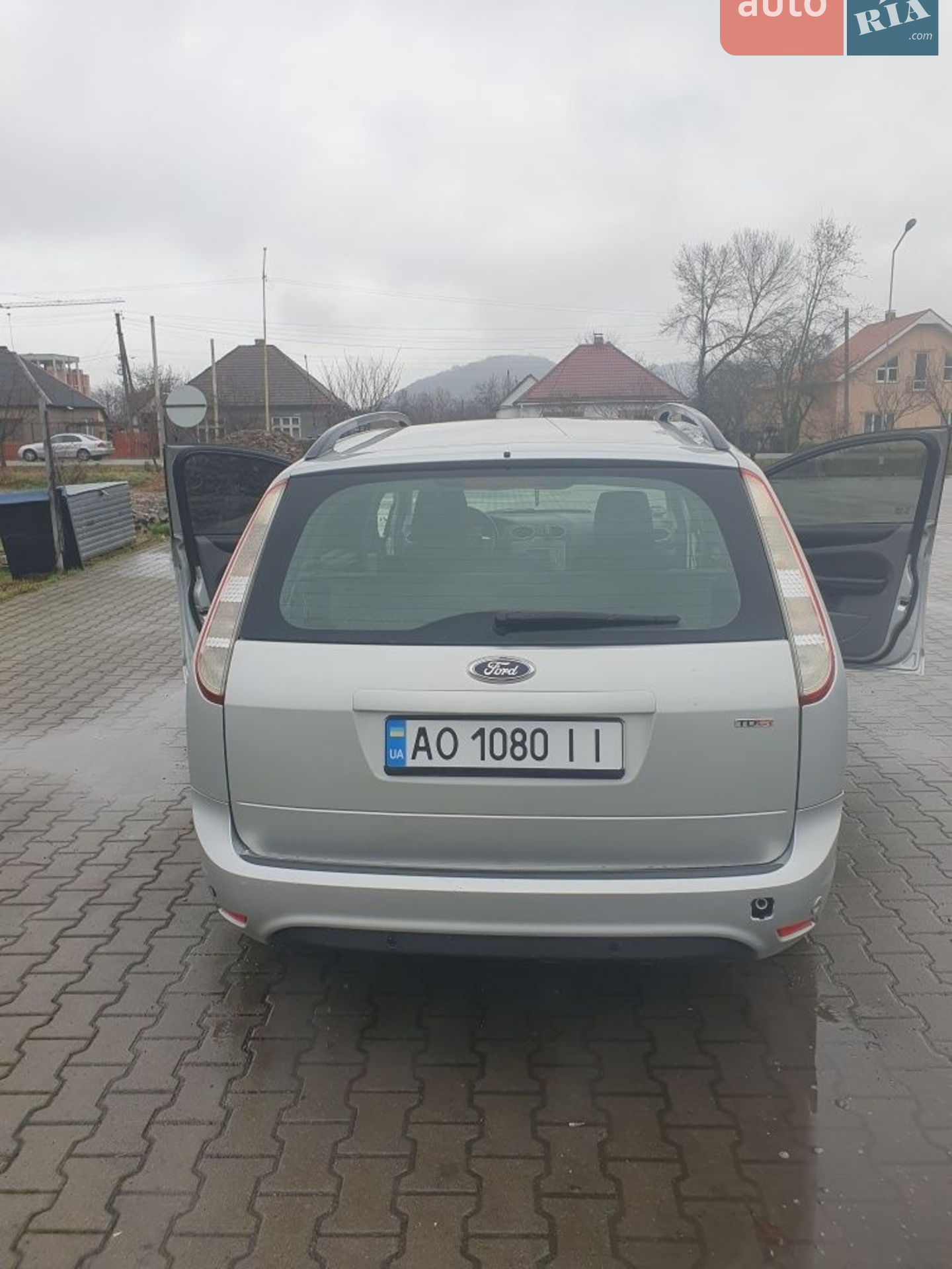 2010 Ford Focus - мініатюра 4