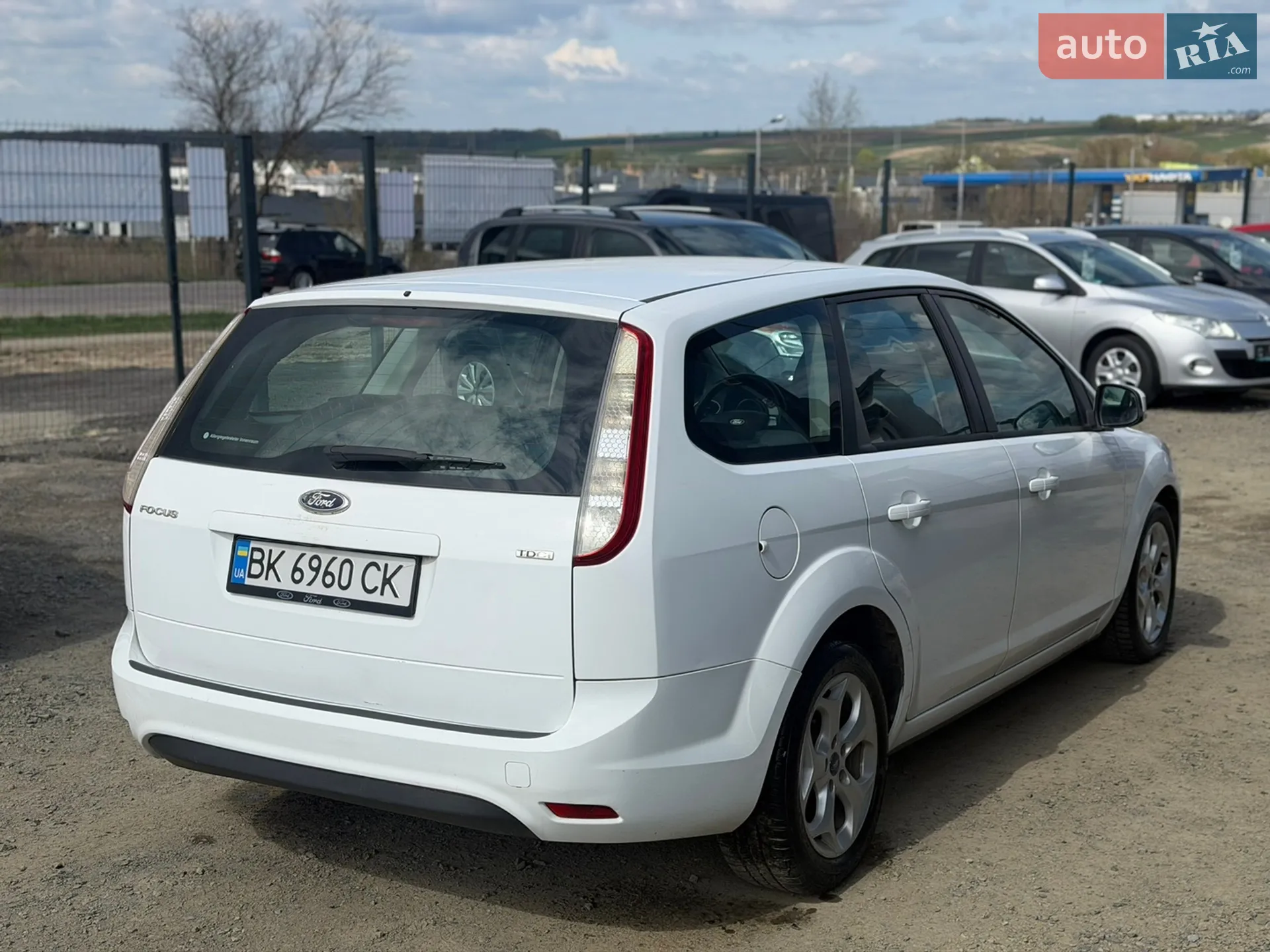 2010 Ford Focus - мініатюра 5