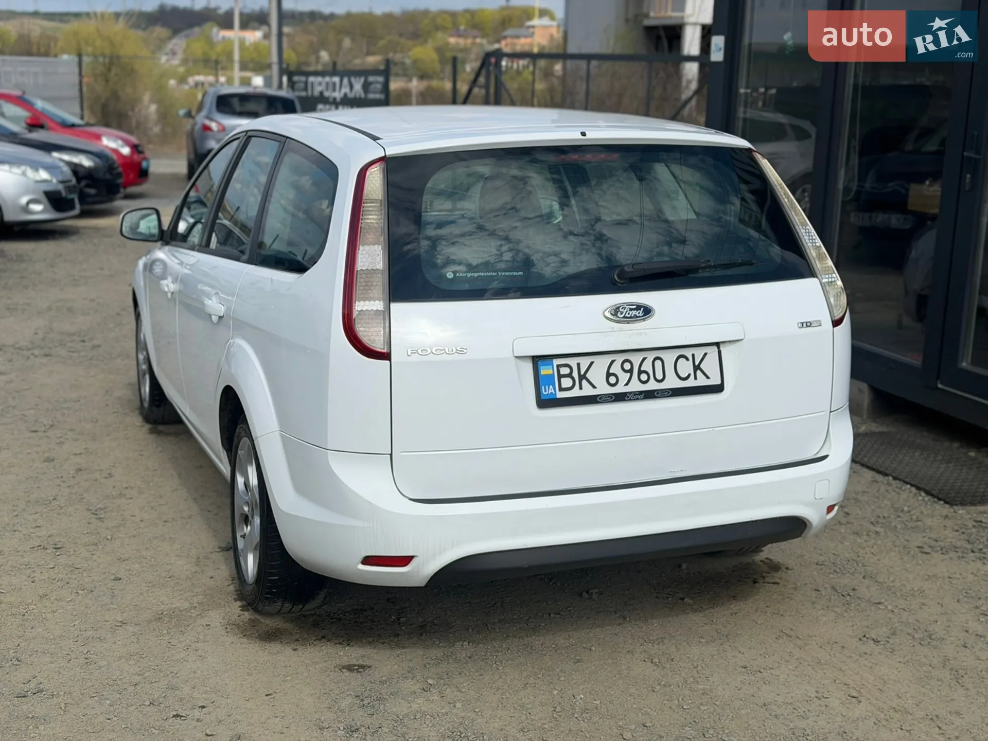 2010 Ford Focus - мініатюра 6