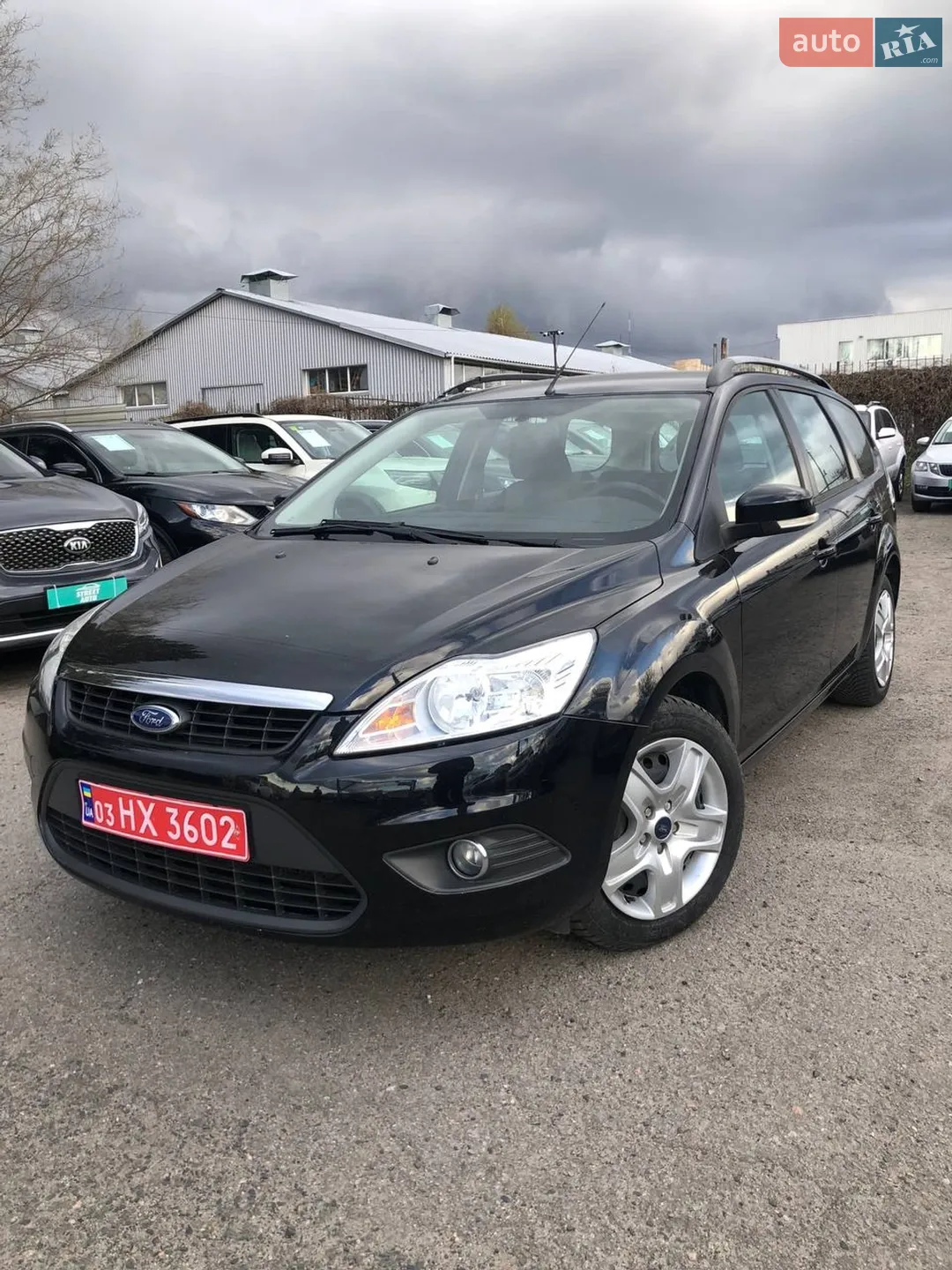2010 Ford Focus - мініатюра 2