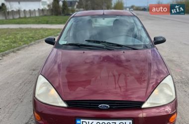 Хэтчбек Ford Focus 1999 в Здолбунове