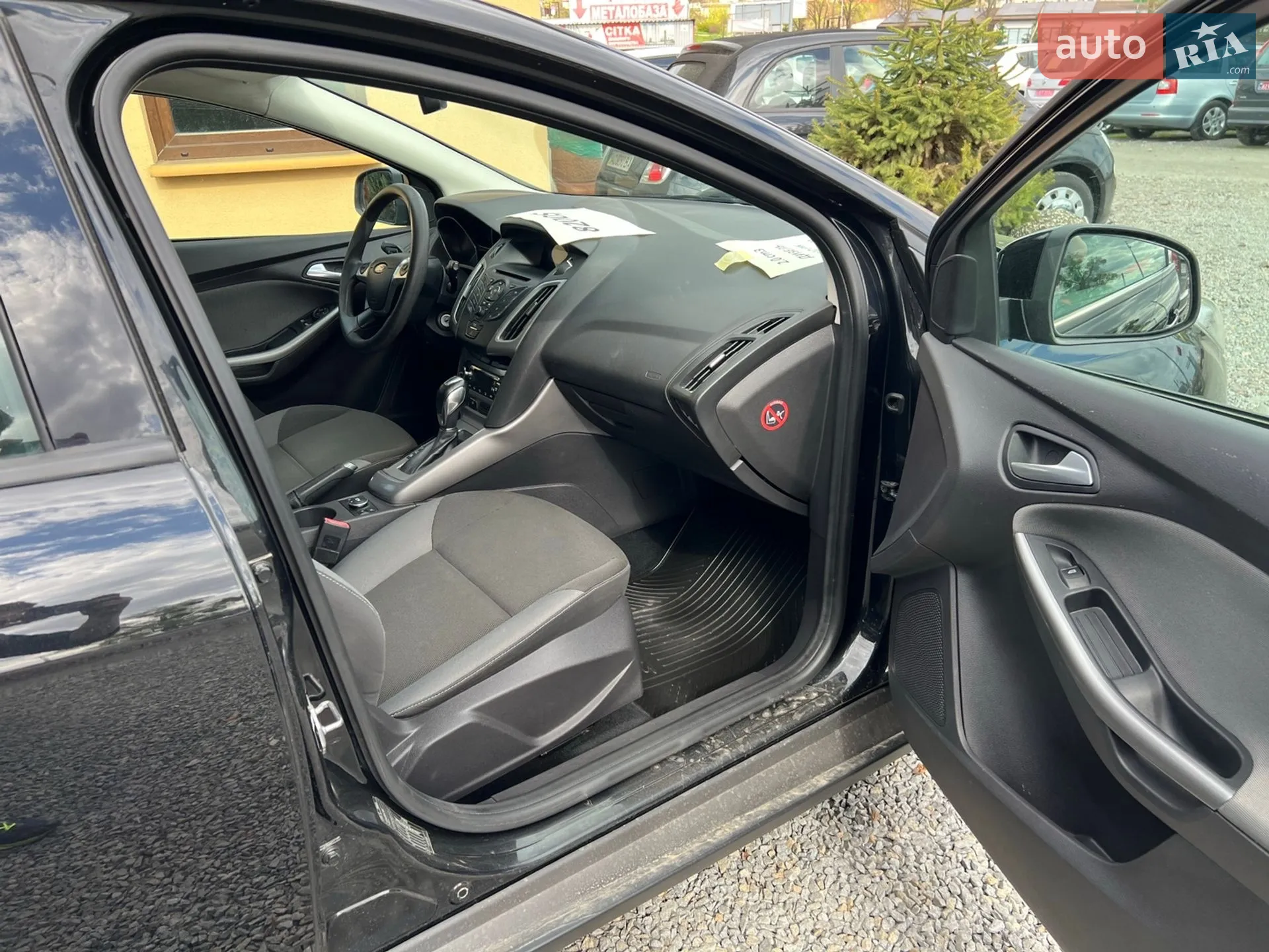 2012 Ford Focus - мініатюра 9