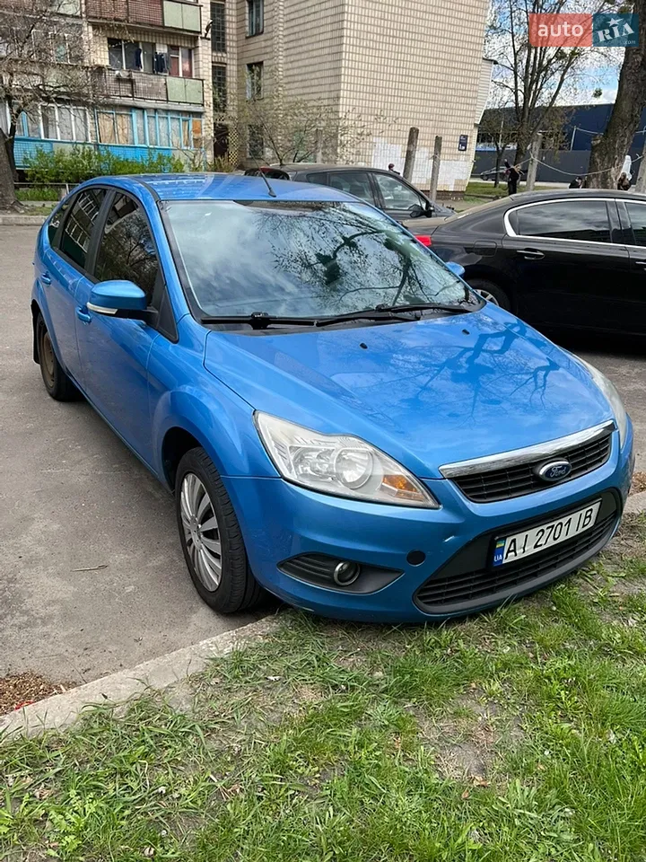 2010 Ford Focus - мініатюра 9