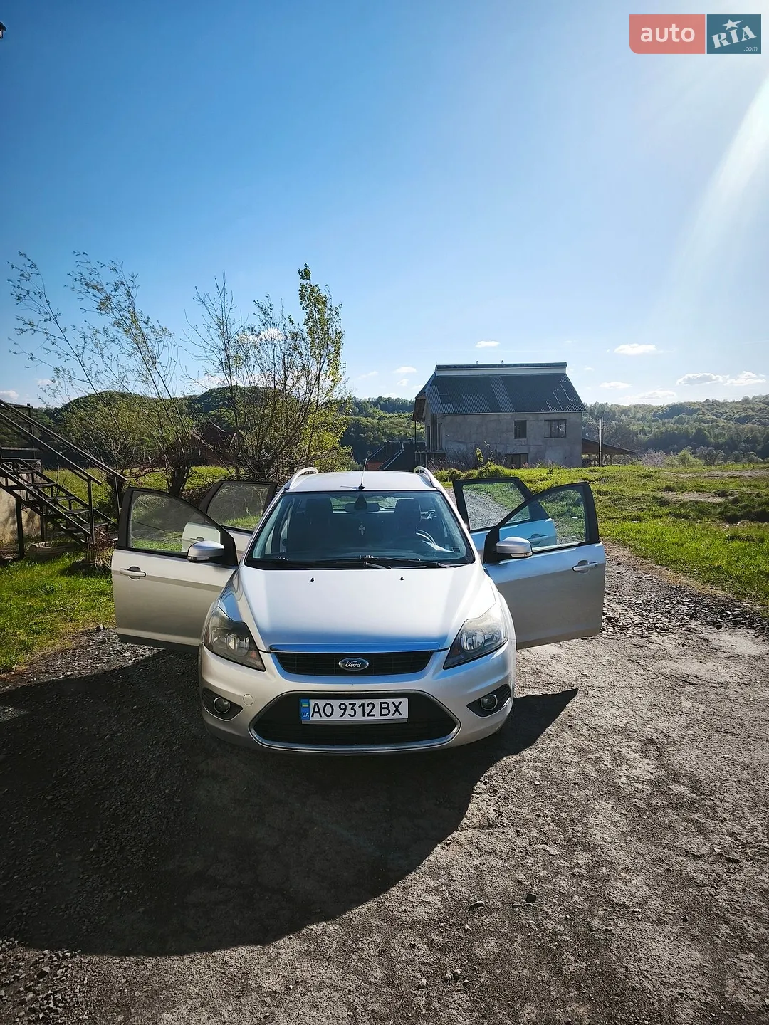 2010 Ford Focus - мініатюра 8