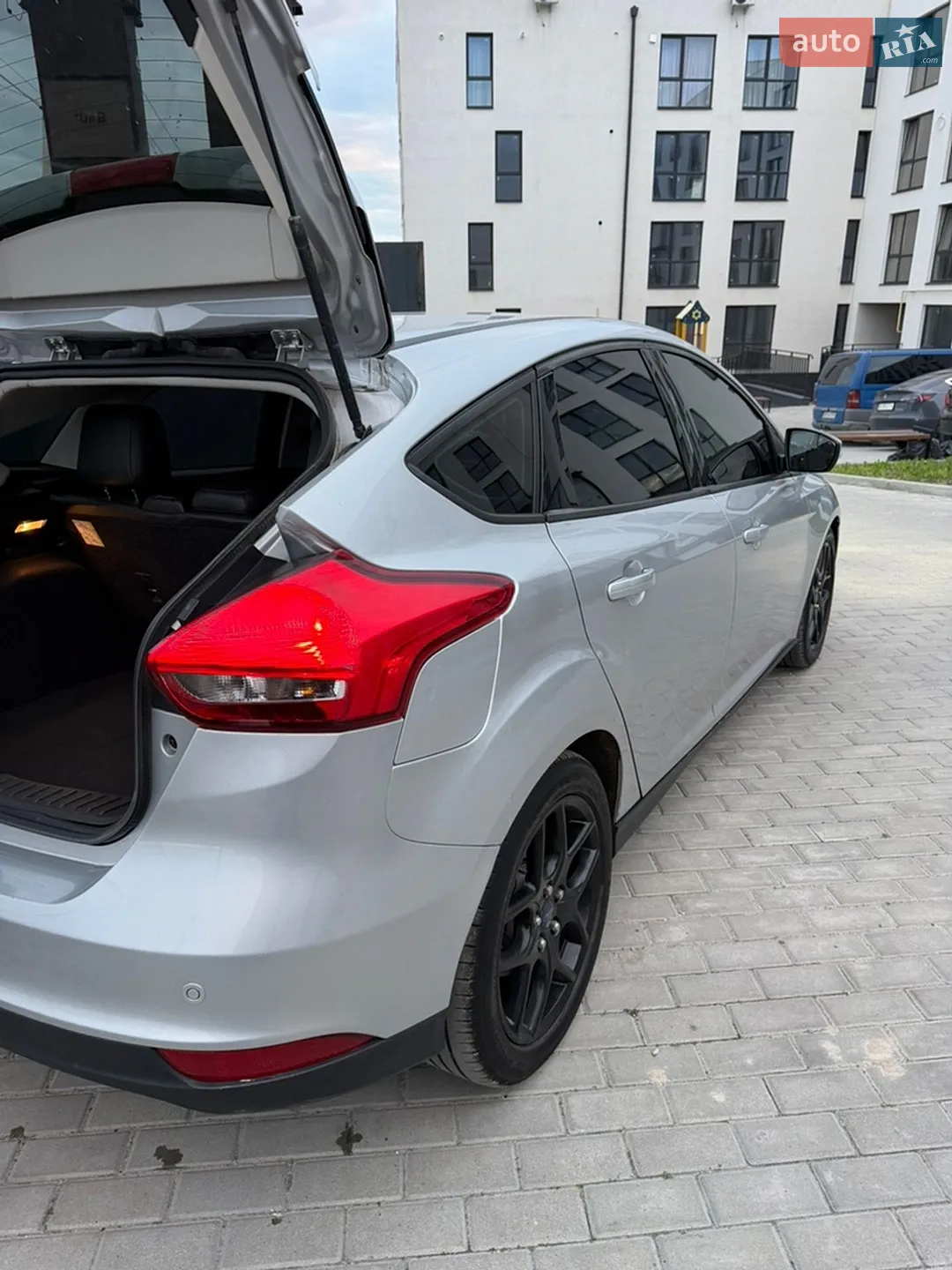 2016 Ford Focus - мініатюра 18
