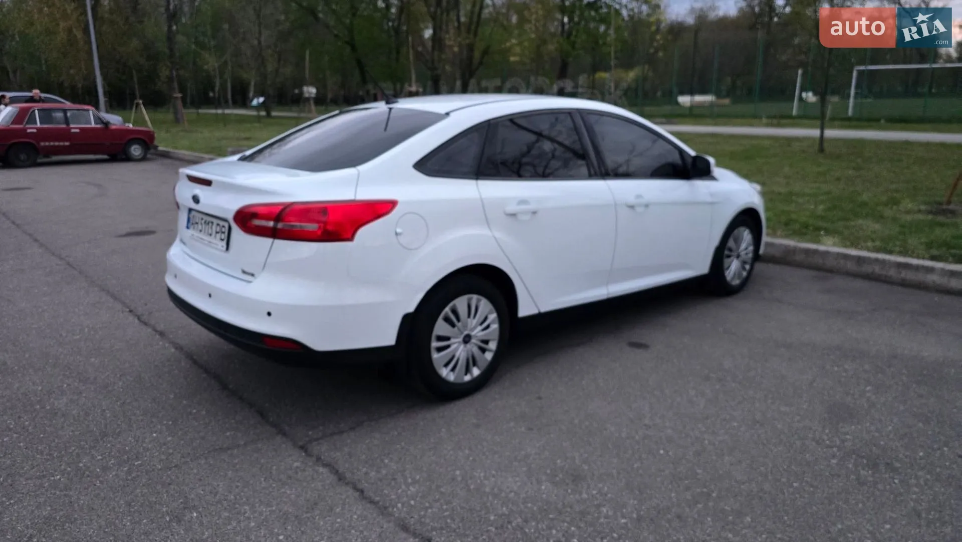 2017 Ford Focus - мініатюра 16