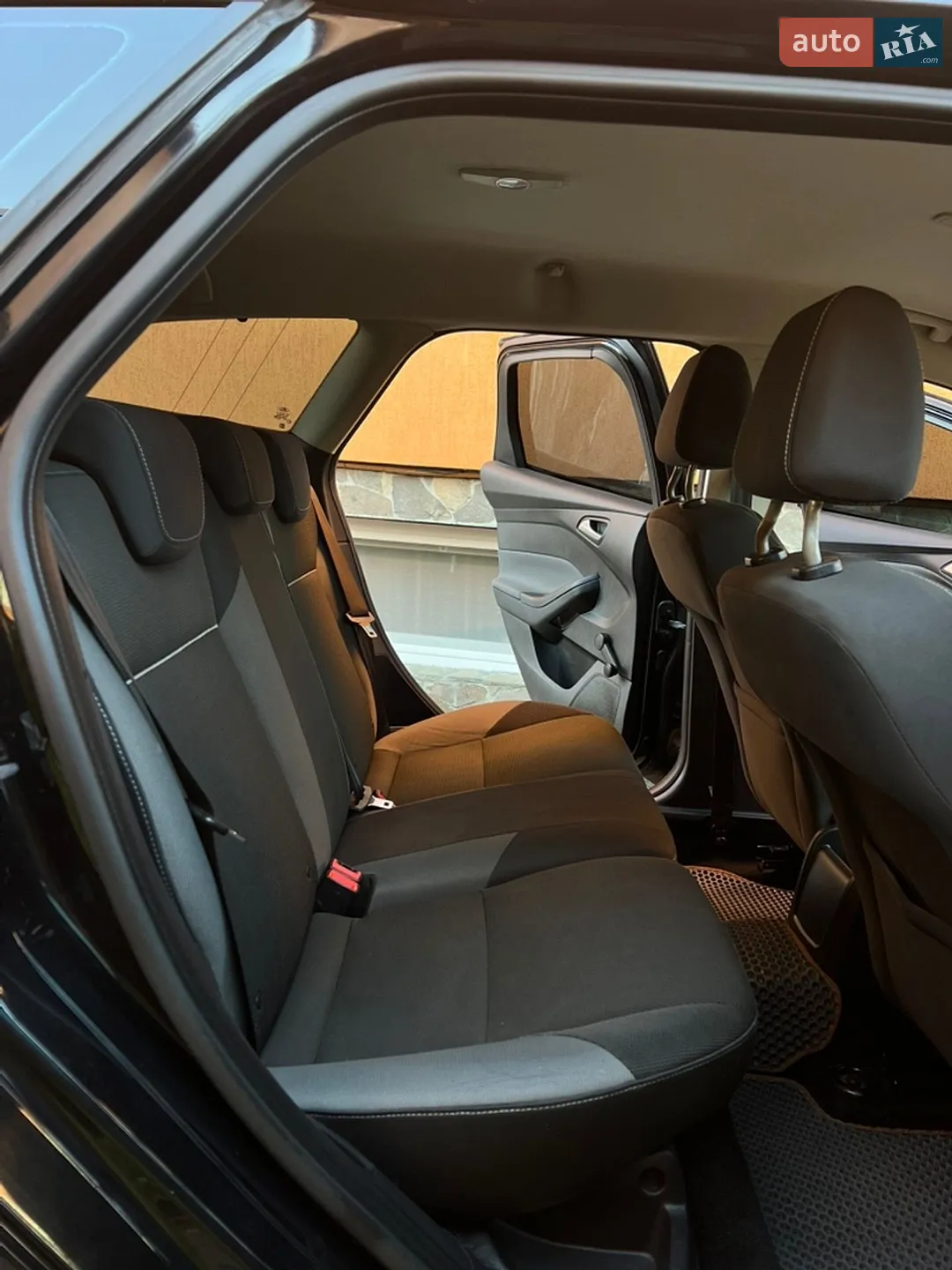 2012 Ford Focus - мініатюра 28