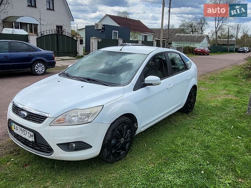 Хэтчбек Ford Focus 2011 в Киеве