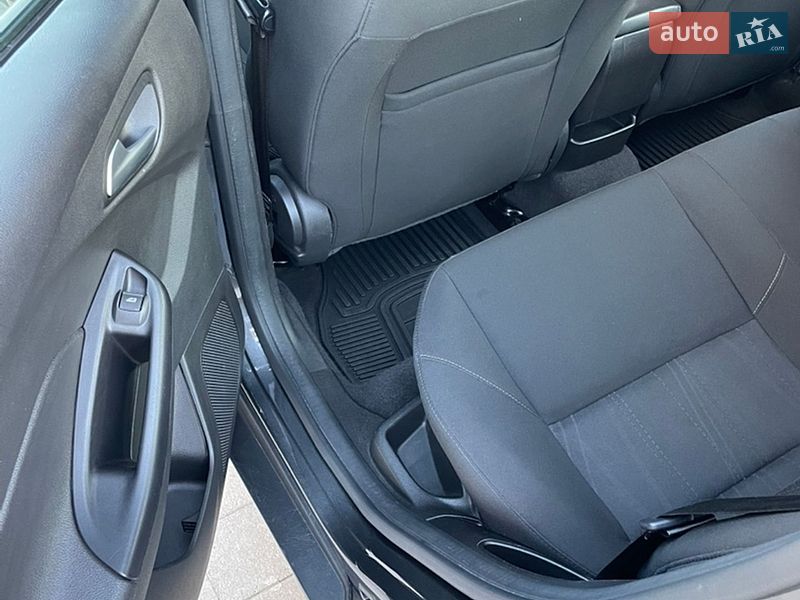 Седан Ford Focus 2017 в Ужгороде