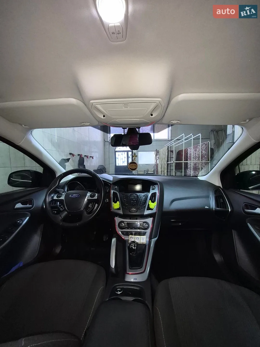 2011 Ford Focus - мініатюра 17