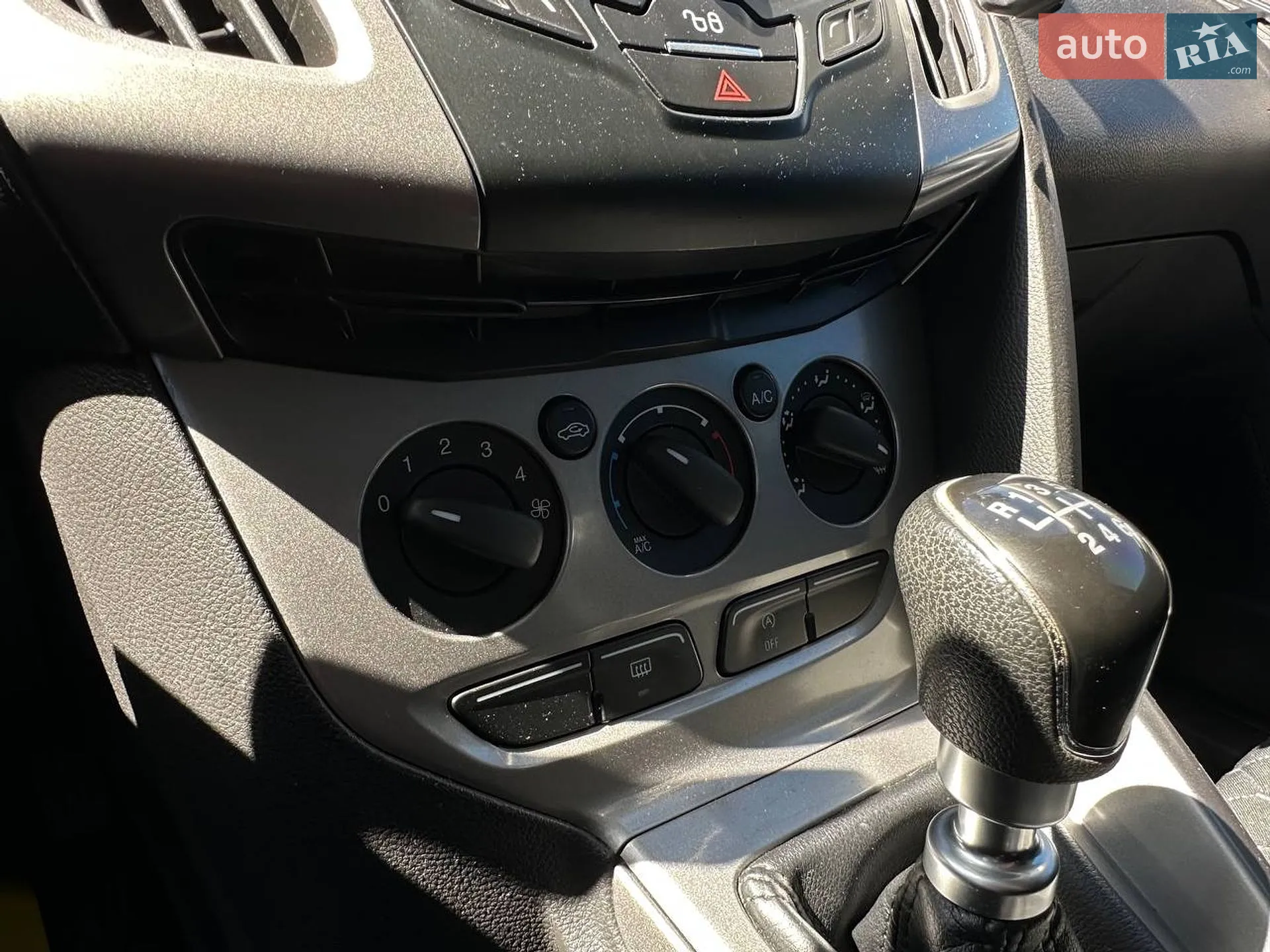 2013 Ford Focus - мініатюра 17